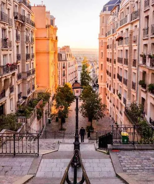Spacious Loft With - 4br-8p - Montmartre Апартаменты *